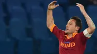 Totti Perpanjang Kontrak Baru dengan Roma
