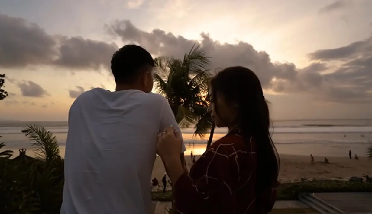 Nikita Willy dan Indra Priawan (Youtube/Nikita Willy Official)