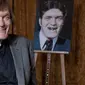 Richard Kiel terkenal dengan perannya sebagai Jaws, musuh James Bond bergigi baja.