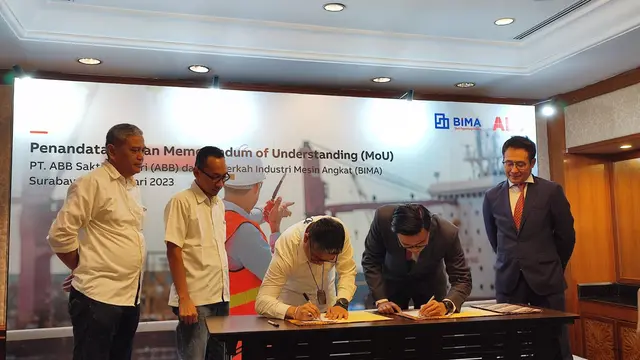 Penandatanganan PT Berkah Industri Mesin Angkat (BIMA) dan PT ABB Sakti Industri (ABB Indonesia) di Surabaya.