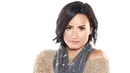 Demi Lovato akhirnya mengutarakan isi hatinya sejak overdosis dan ditemukan tak sadarkan diri. (instagram/ddlovato)