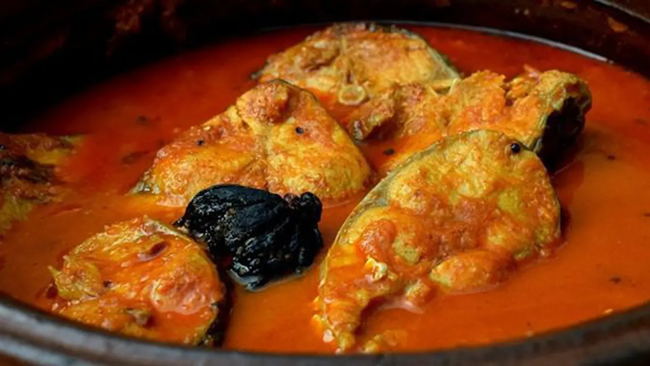 Gulai ikan tongkol asam pedas yang sedap/copyright Something's Cooking