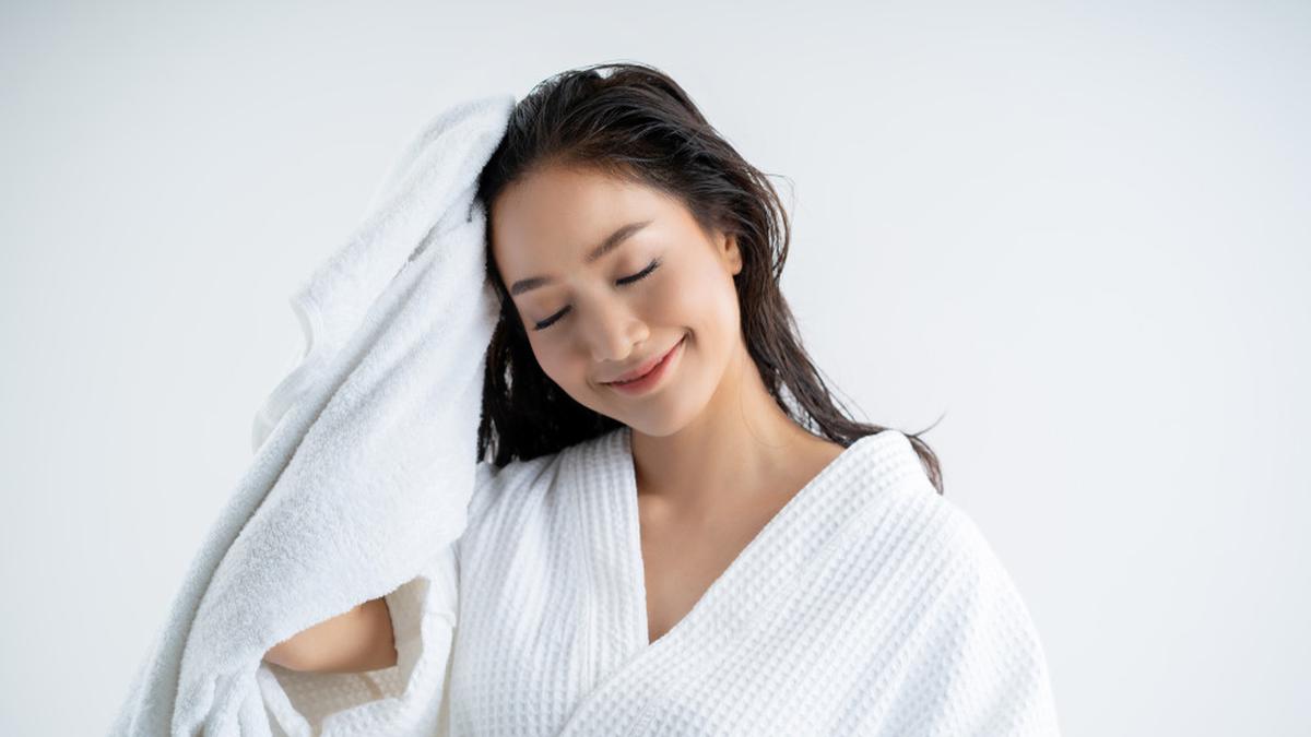 Tahukah Kamu? Ini 3 Jenis Pengaruh Stres Terhadap Kerontokan Rambut Menurut Ahli!