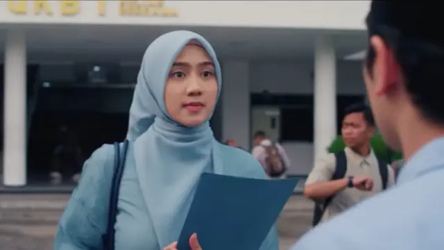 Ratu Rafa sebagai Dara dalam film Kupilih Jalur Langit. (Foto: Dok. MD Pictures)