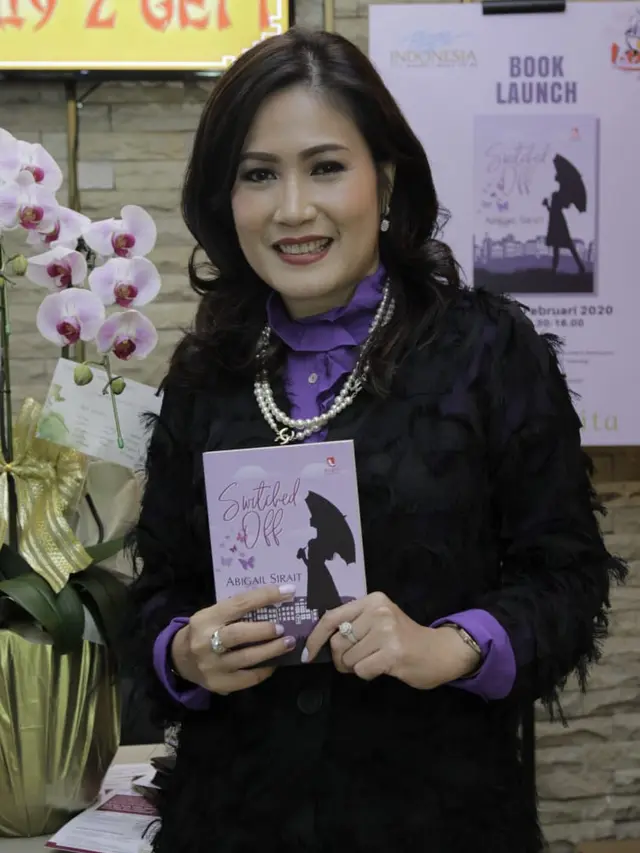 Novel Switched Off karya Abigail Sirait