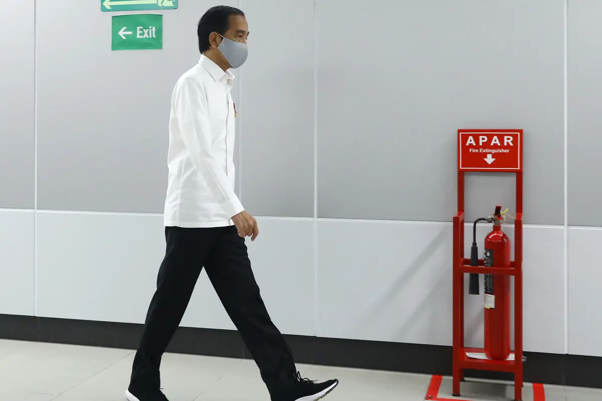 Jokowi Meninjau Kesiapan Prosedur New Normal di Stasiun MRT