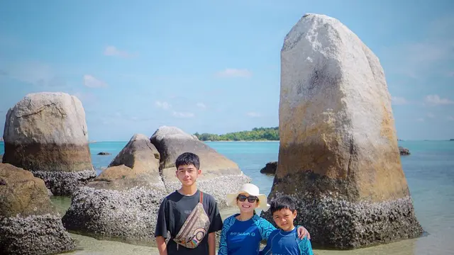 6 Potret Dine Mutiara dan Buah Hati, Kini Jadi Anak Sambung Sahrul Gunawan