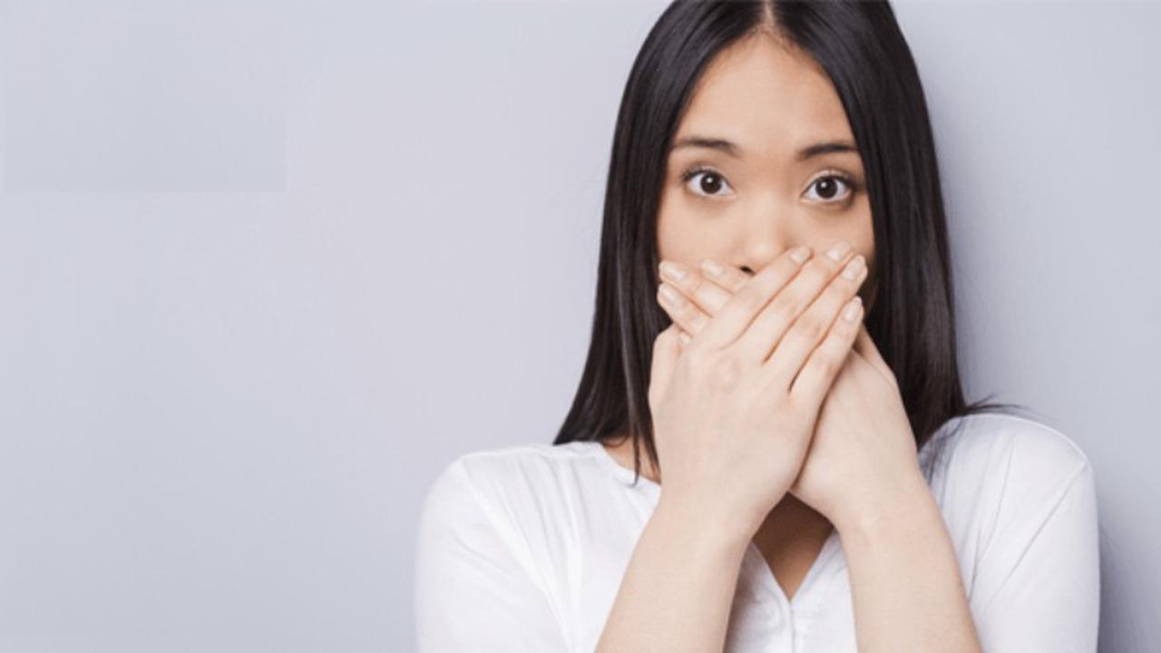 3 Cara Mudah Mengatasi Cegukan Saat Puasa