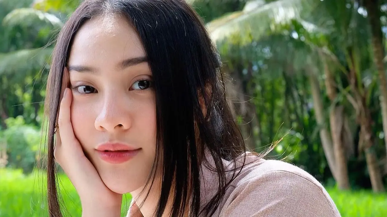 Anya Geraldine