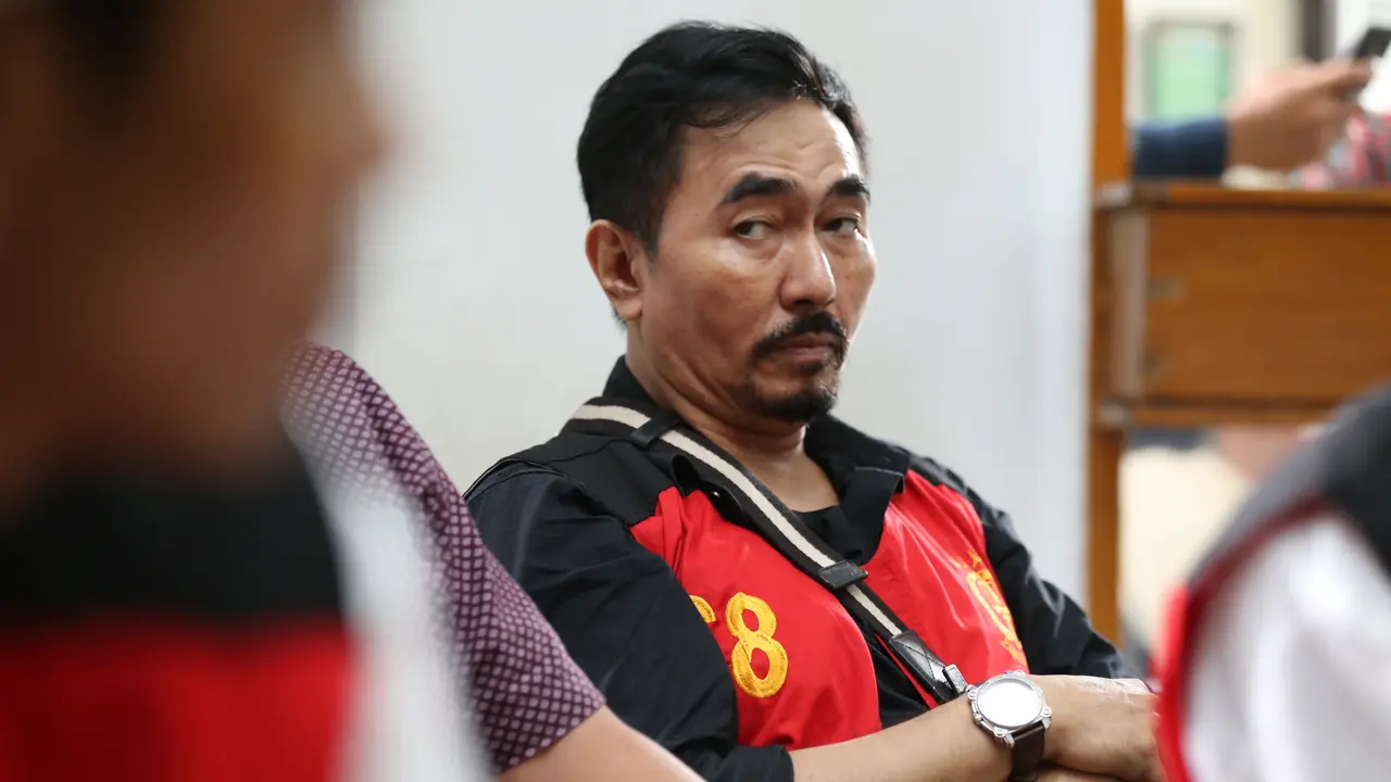 [Bintang] Aa Gatot Brajamusti