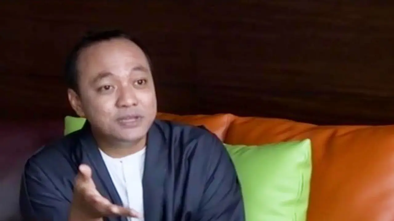 Sosok Minggu Ini: Lulu Lutfi, Desainer Muda Sukses Angkat Lurik