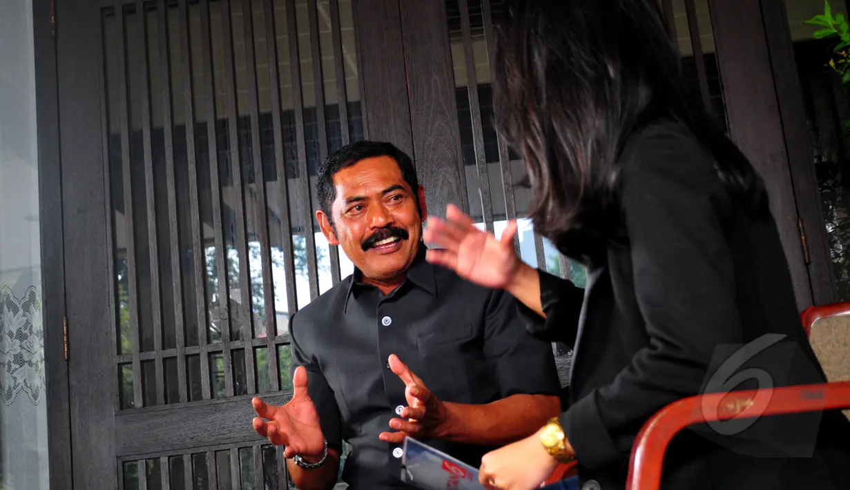 Ekspresi Walikota Solo, FX Hadi Rudyatmo saat wawancara khusus dengan tim Liputan6.com di Gedung Serbaguna, Senayan, Jakarta, Selasa (14/4/2015). (Liputan6.com/ Yoppy Renato)
