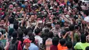 Gubernur DKI Jakarta Basuki Tjahaja Purnama (Ahok) saat tiba di RTH dan RPTRA Kalijodo di Jakarta, Rabu (22/2). Ahok ditemani Megawati akan meresmikan RTH dan RPTRA Kalijodo. (Liputan6.com/Gempur M Surya)