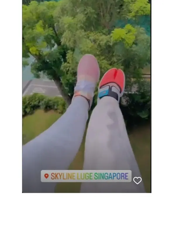 8 Momen Liburan Keluarga Cut Meyriska dan Roger Danuarta di Singapura, Seru Banget