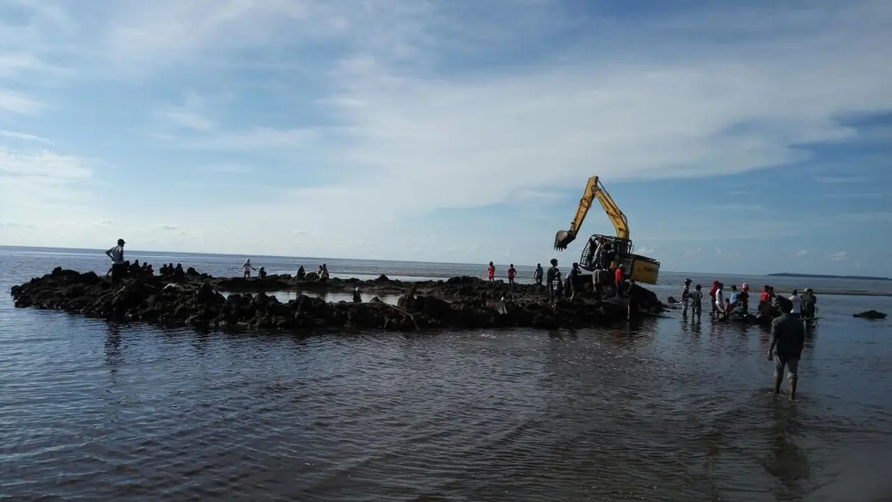 Apa Hasil Penggalian Harta Karun Gaib di Tepi Pantai?