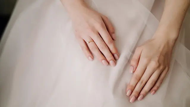 Ilustrasi Warna Nail Art Nude