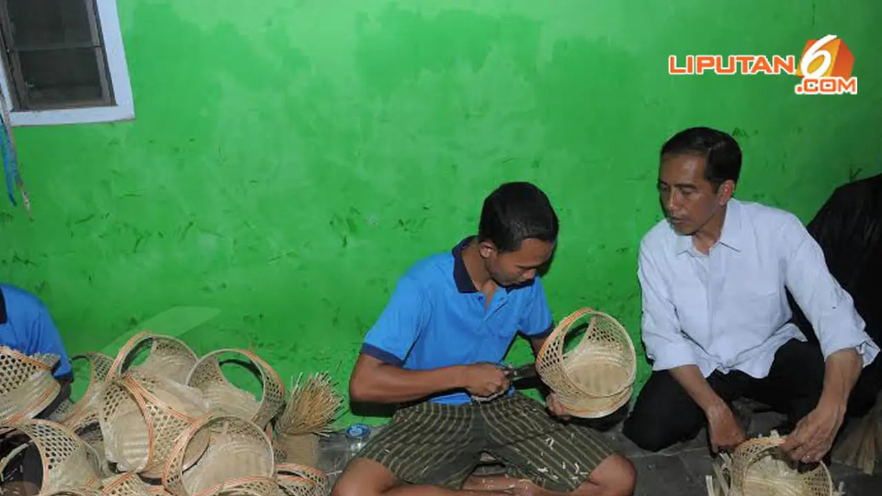[FOTO] Jokowi Bagi-Bagi Tips Dagang