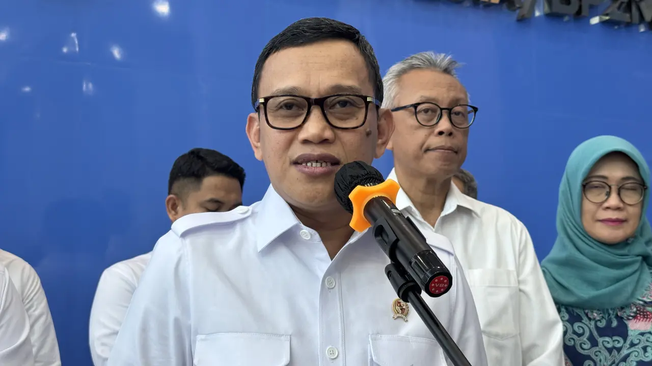 Menteri Perlindungan Pekerja Migran Indonesia, Abdul Kadir Karding usai Rapat Koordinasi MoU pada Selasa (18/3/2025).