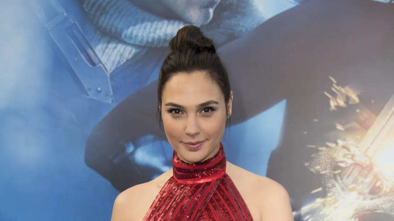 [Bintang] Gal Gadot