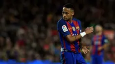Tanpa diperkuat Lionel Messi dan Luis Suarez, Barcelona bermain imbang tanpa gol saat menghadapi Malaga dalam lanjutan La Liga di Camp Nou, Barcelona, Sabtu (19/11/2016). (AFP/Lluis Gene)