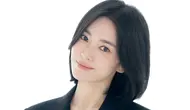Song Hye Kyo Tampil Natural Flawless di Foto Profil Baru