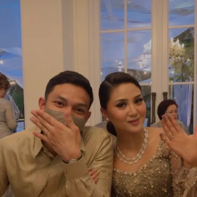 6 Potret Rachel Theresia Menantu Menteri Airlangga Hartarto dan Suami, Jadi Sorotan