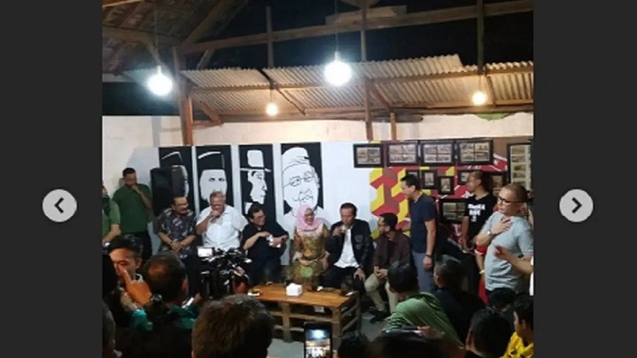 Jokowi di Kedai Angkringanku, Tulungagung