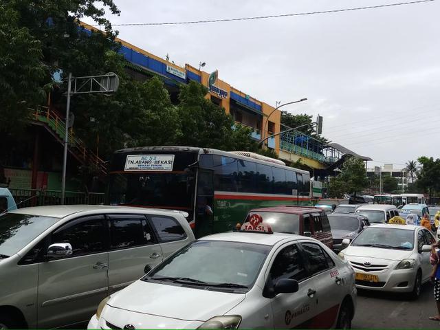 Ada Pkl Tanah Abang Pengendara Keluhkan Jalanan Semakin Macet News Liputan6 Com