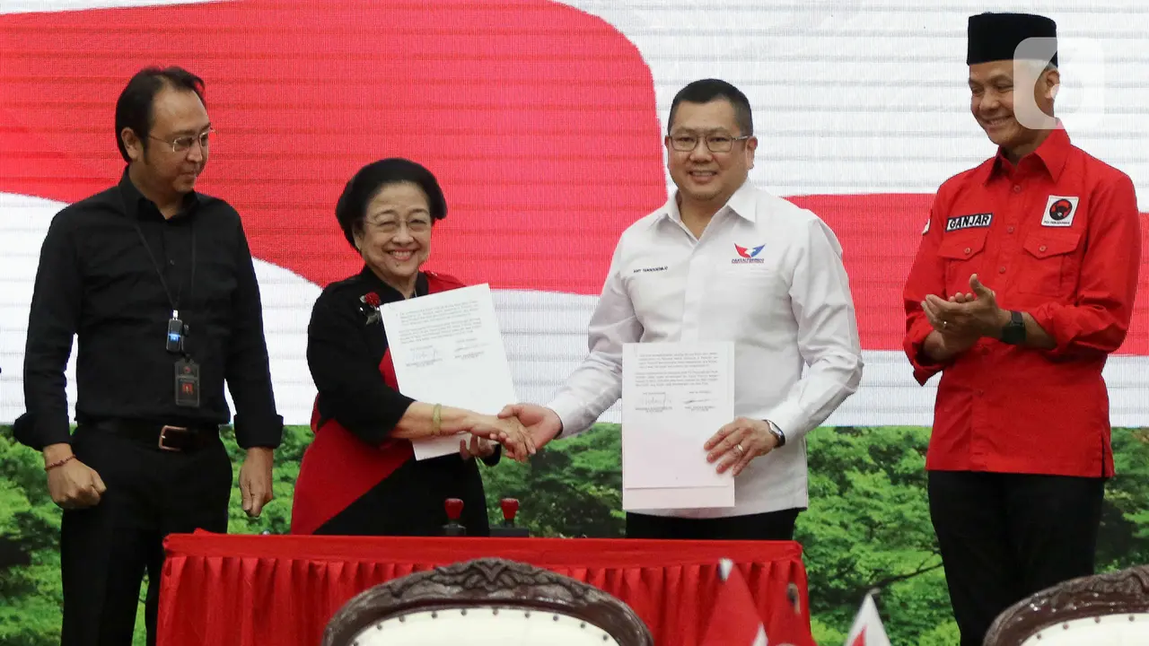 Megawati Soekarnoputri,  Hary Tanoesoedibjo dan Ganjar Pranowo