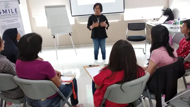 Becoming Mindful Women: Belajar Makin Mencintai Diri dan Hidup dengan Penuh Kesadaran