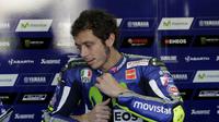 Meskipun bakal start dari posisi paling belakang, Valentino Rossi diprediksi bisa melesat cepat ke urutan depan.