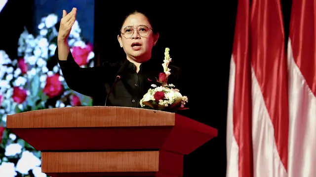 Ketua DPP PDIP Bidang Politik, Puan Maharani saat memberikan pengarahan dalam acara Bimtek di The Meru Sanur & Bali Beach Convention Center, Denpasar.