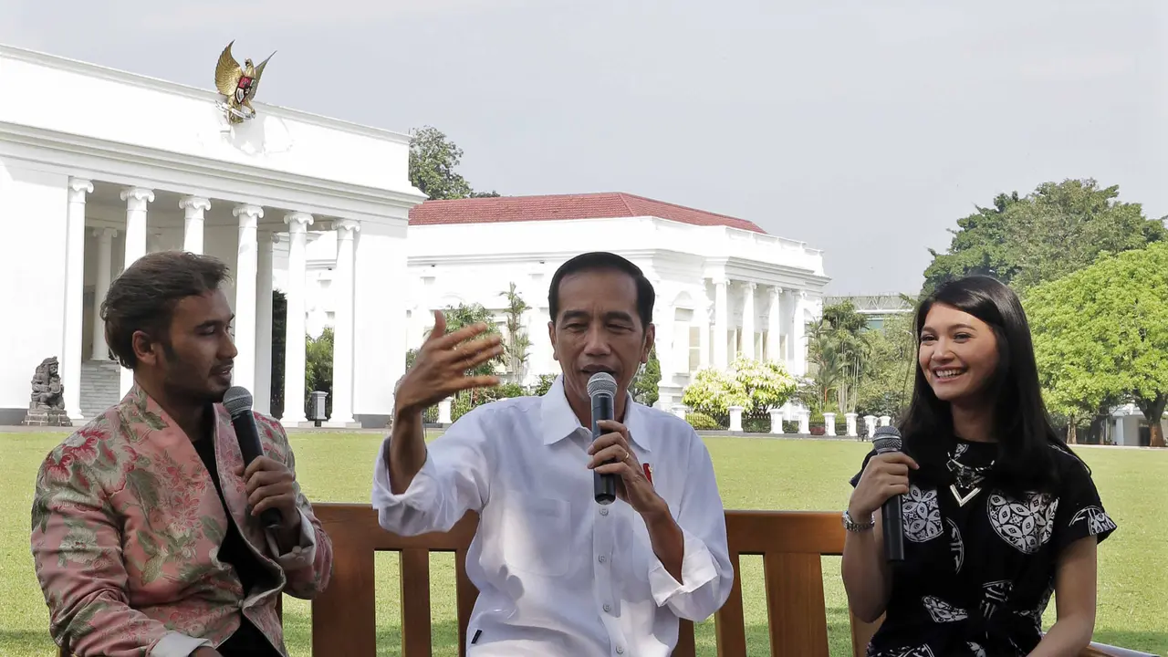 Jokowi Bincang Santai dengan Konten Kreator XYZ 2018