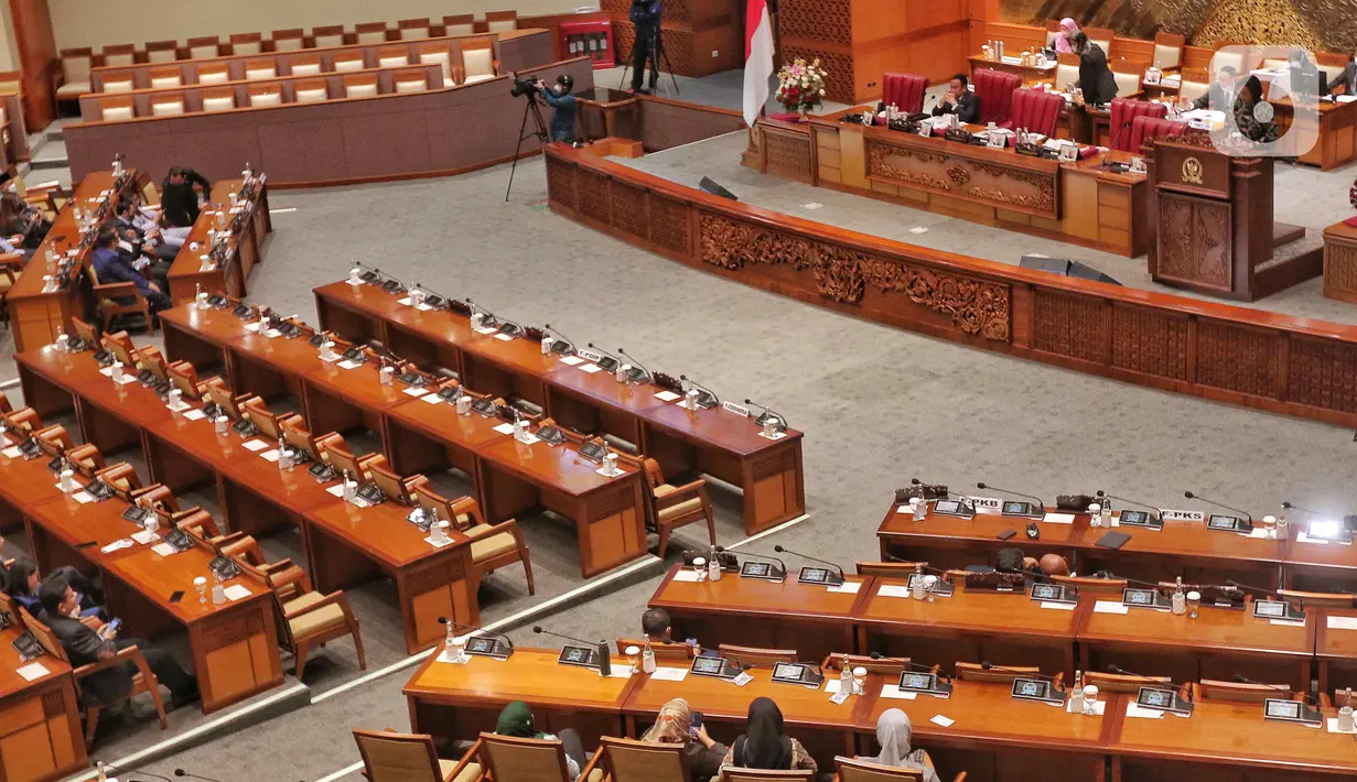 Suasana Rapat Paripurna DPR RI Ke-7 Masa Persidangan I Tahun Sidang 2022-2023 di kompleks Parlemen, Jakarta, Kamis (29/9/2022). Agenda rapat paripurna kali ini adalah pembicaraan tingkat II/pengambilan keputusan atas RUU tentang APBN tahun anggaran 2023. (Liputan6.com/Angga Yuniar)