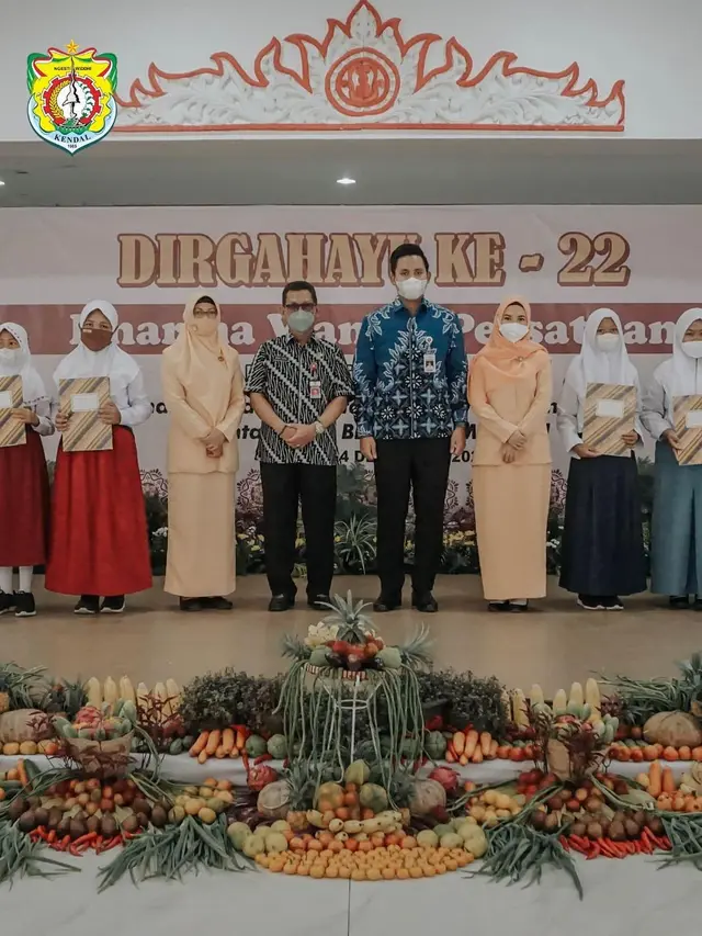 Jadi Istri Bupati, Ini 6 Potret Chacha Frederica Setia Dampingi Suami