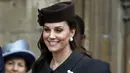 Anak ketiga dari Kate Middleton dan Pangeran William ini berada di urutan kelima pada takhta Kerajaan Inggris. Ia berada di belakang Pangeran George dan Putri Charlotte, Pangeran William dan Pangeran Charles. (AFP/Tolga AKMEN/POOL)