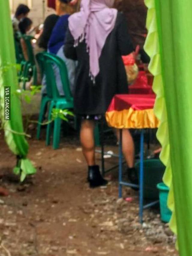 7 Potret Nyeleneh Orang Saat Hadiri Kondangan Ini Bikin Tepuk Jidat