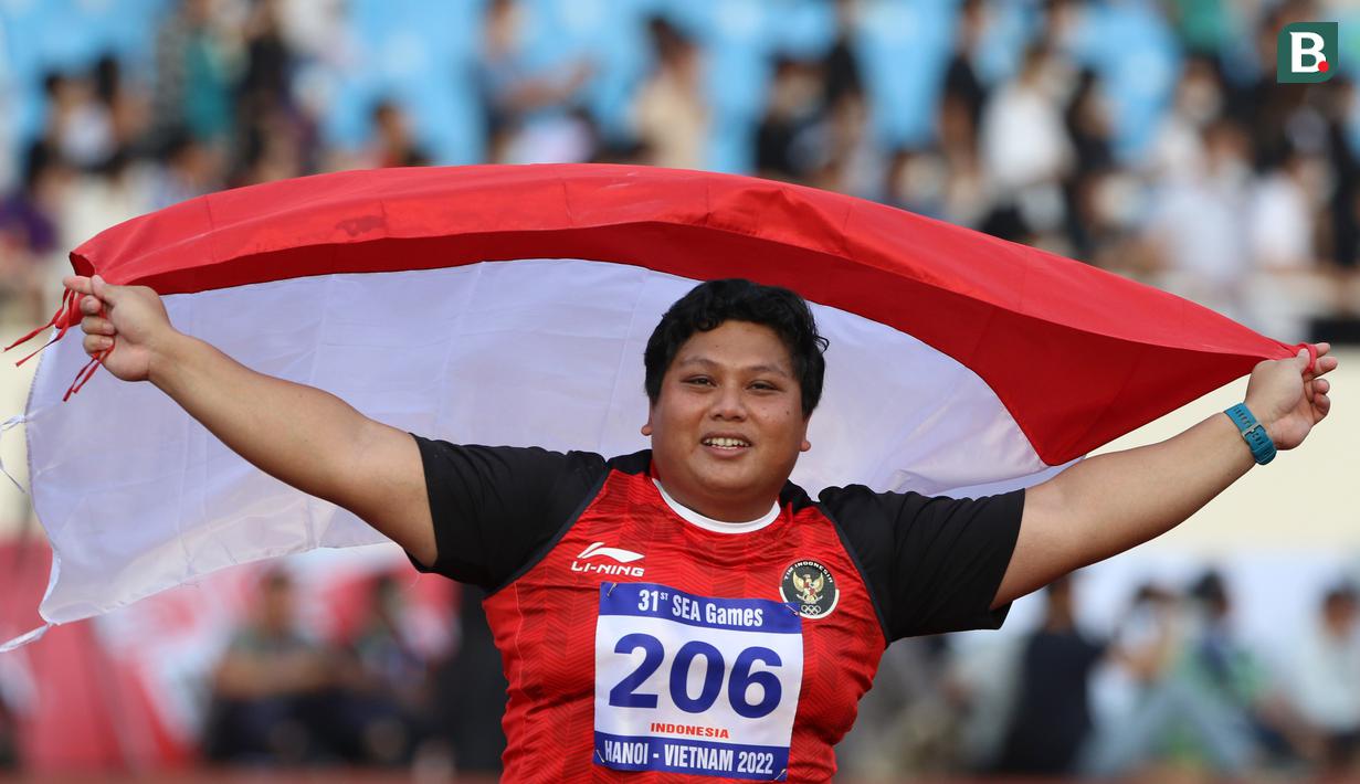 Eki Febri Ekawati berhasil mengalahkan dua atlet Thailand yakni Areerat Intadis dan juga Athima Saowaphaiboon. (Bola.com/Ikhwan Yanuar)