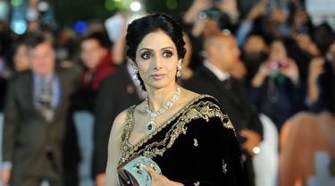 5 Fakta Kehidupan Sridevi Aktris Legendaris Yang Bintangi 250 Film News Entertainment Fimela Com We give here some favourite bollywood films in which sridevi was doing perfectly role. 5 fakta kehidupan sridevi aktris