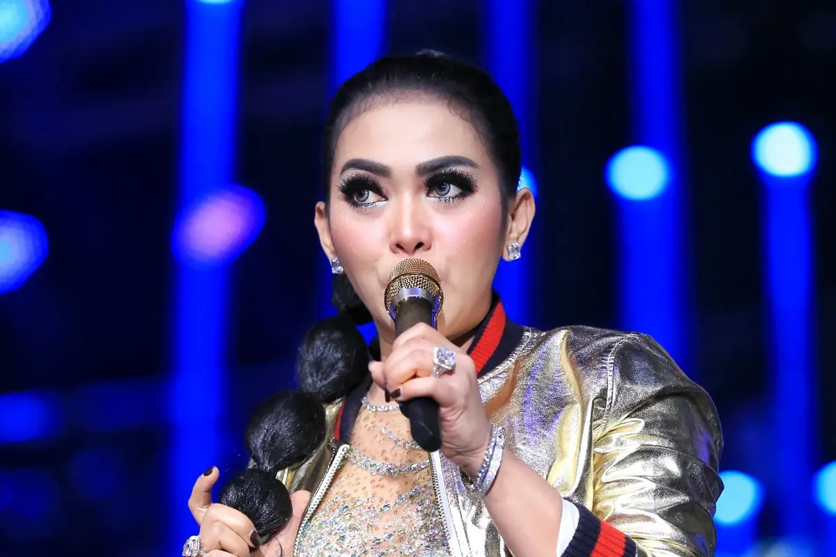 [Bintang] Syahrini