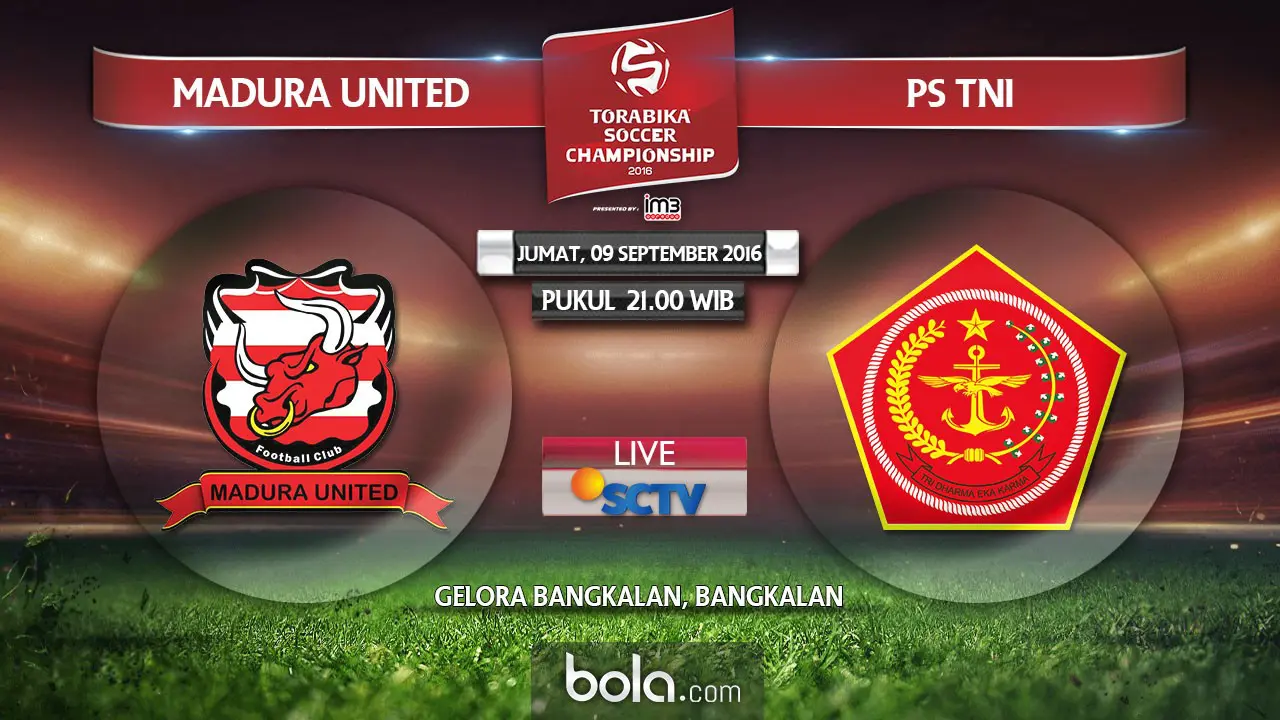 Madura United Vs PS TNI (Bola.com/Adreanus Titus)