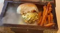 Vada Pav jadi salah satu makanan India yang digemari di Dubai karena berlapis emas (dok.Twitter/@masarat/https://twitter.com/masarat/status/1432357846788739076/Komarudin)