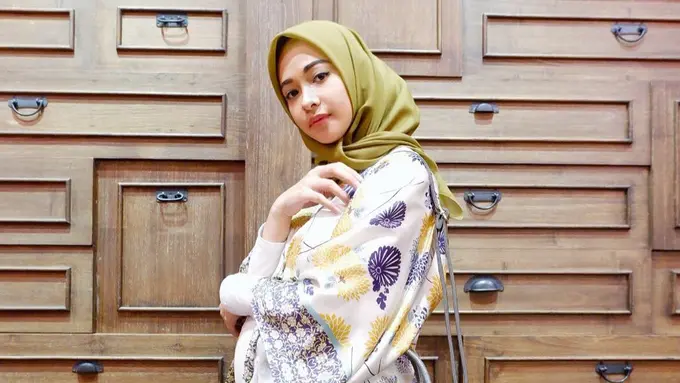 [Bintang] Poppy Bunga