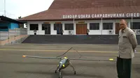 Drone BPPT Petakan jalur kereta api cepat Jakarta-Surabaya, Sabtu (15/7/2017). (Liputan6.com/Panji Prayitno)