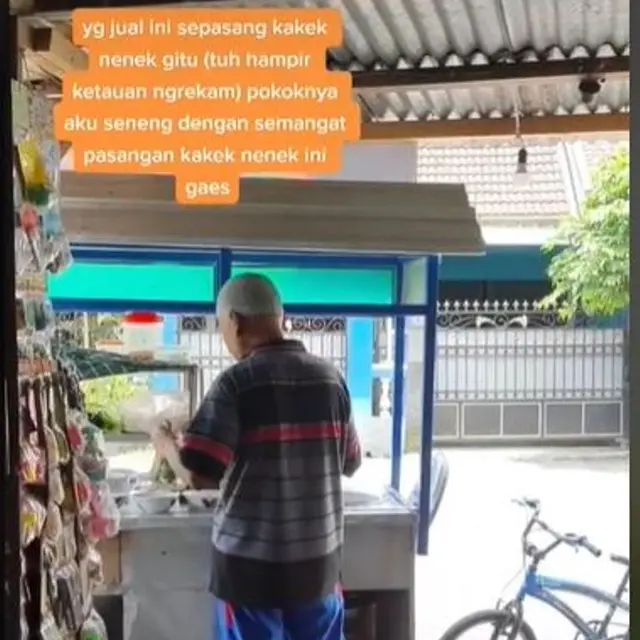Viral, Pasangan Lansia di Jogja Jual Mi Ayam dengan Harga Murah