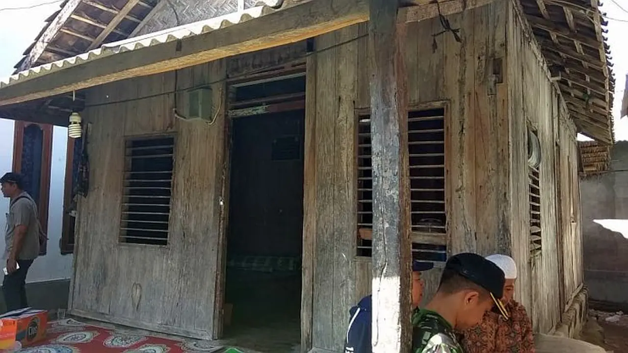 Kondisi rumah Lalu Muhammad Zohri
