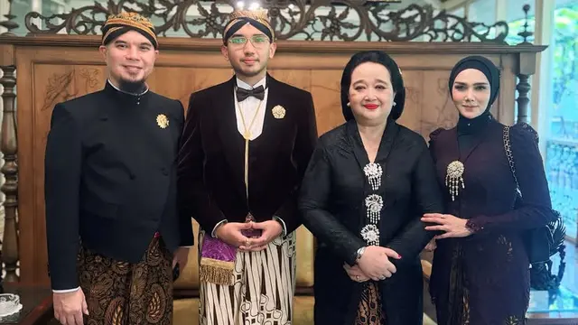 Mulan Jameela Hadir di Keraton Surakarta Bersama Ahmad Dhani. [@ahmaddhaniofficial]