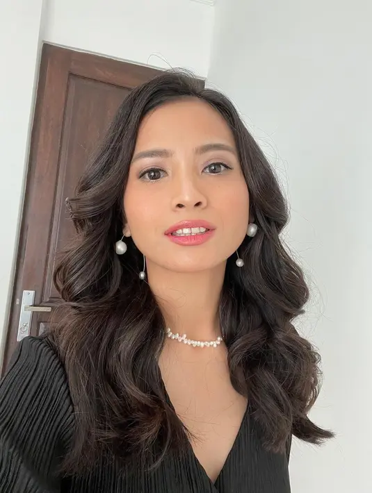 Melihat penampilan Acha Septriasa saat cerita punya satu ginjal (instagram/septriasaacha)