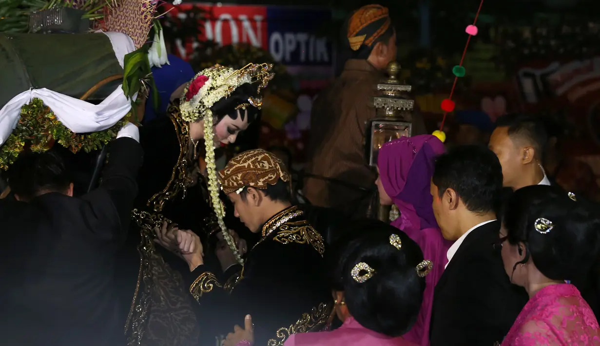 Foto Resepsi Gibran dan Selvi (Galih W. Satria/bintang.com)