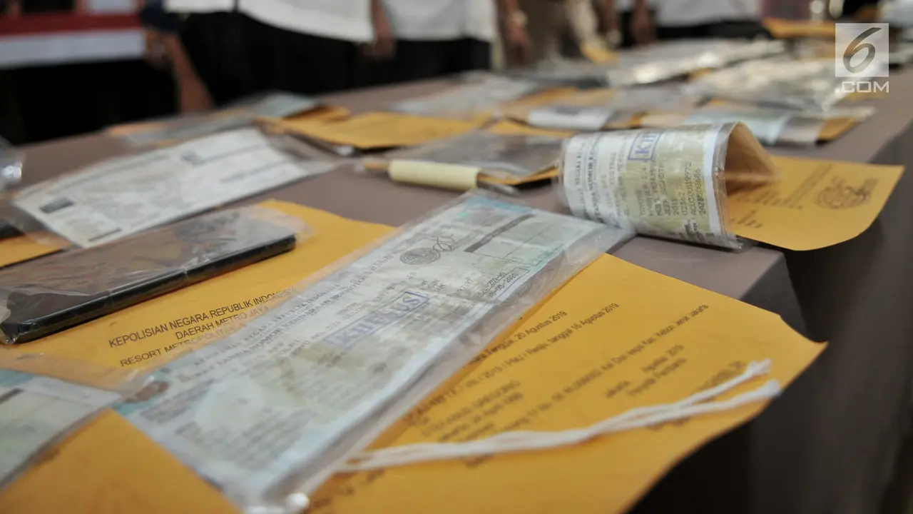 Kasus Pemalsuan STNK dan TNKB Kode Pejabat